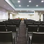 노보텔 유르 호텔 4*