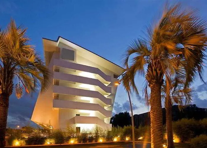 Novotel Eur מלון 4*