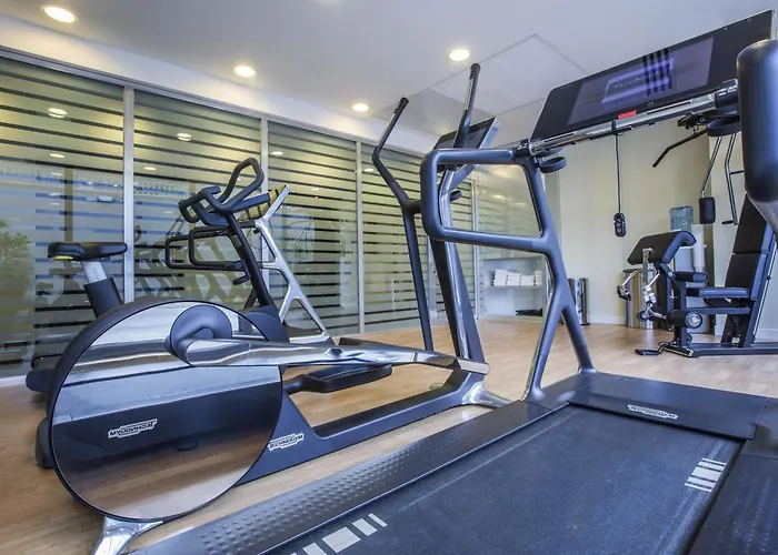 מלון Novotel Eur