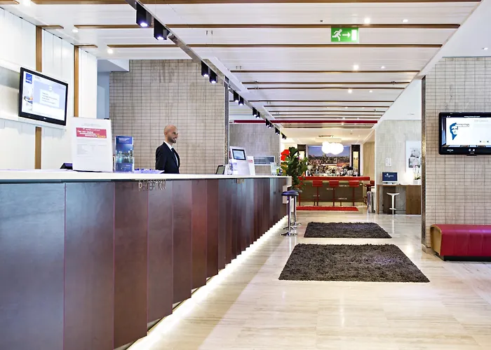 Novotel Eur מלון 4*