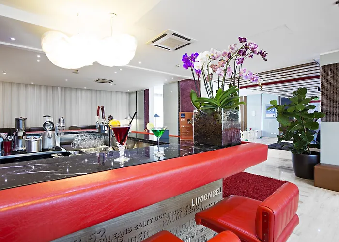 מלון Novotel Eur 4*