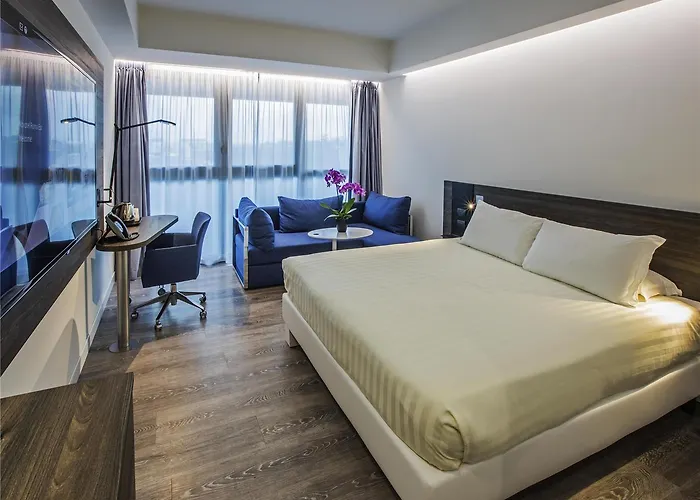 מלון Novotel Eur 4*
