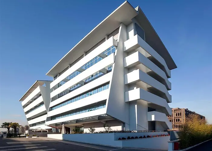 Novotel Eur מלון